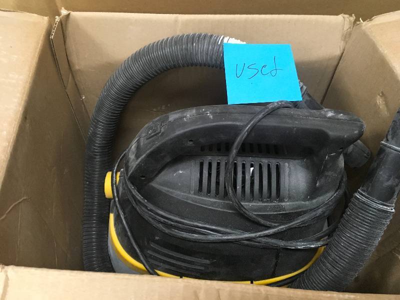 STINGER 2.5 Gal. 1.75-Peak HP Compact Wet Dry Vac