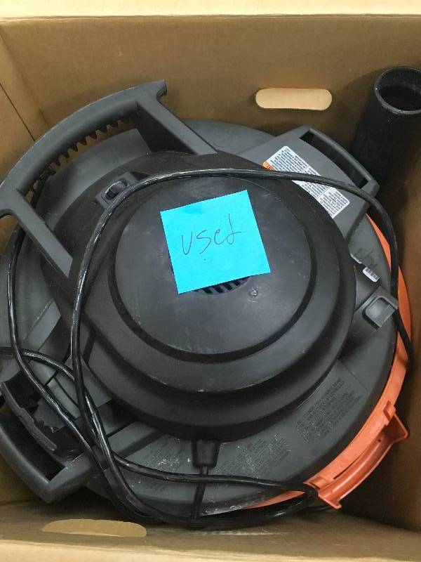RIDGID 12 Gal. 5.0-Peak HP Wet Dry Vac  USED