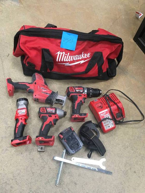 MILWAUKEE M18 18-Volt Lithium-Ion Brushless Cordless Hammer DrillImpact Combo Kit (2-Tool) with Free M18 Hackzall USED