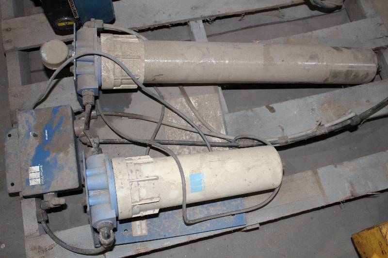 lot 50 image: Millipore Filtration System