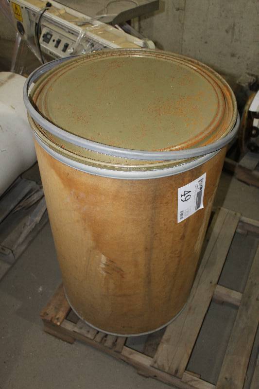 lot 49 image: Barrel of Quartz