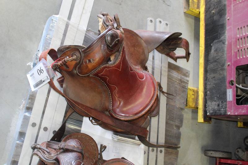 lot 90 image: Horse Saddle