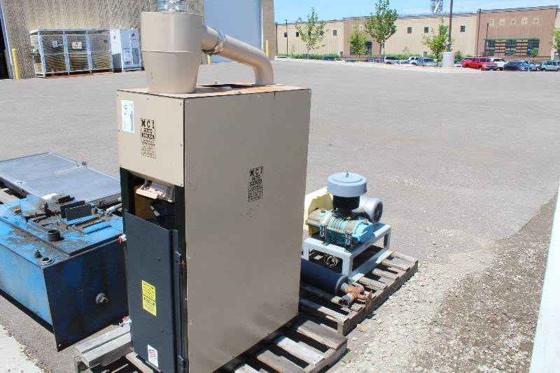 lot 95 image: MCI Auto Kicker Laboratory Grain Cleaner