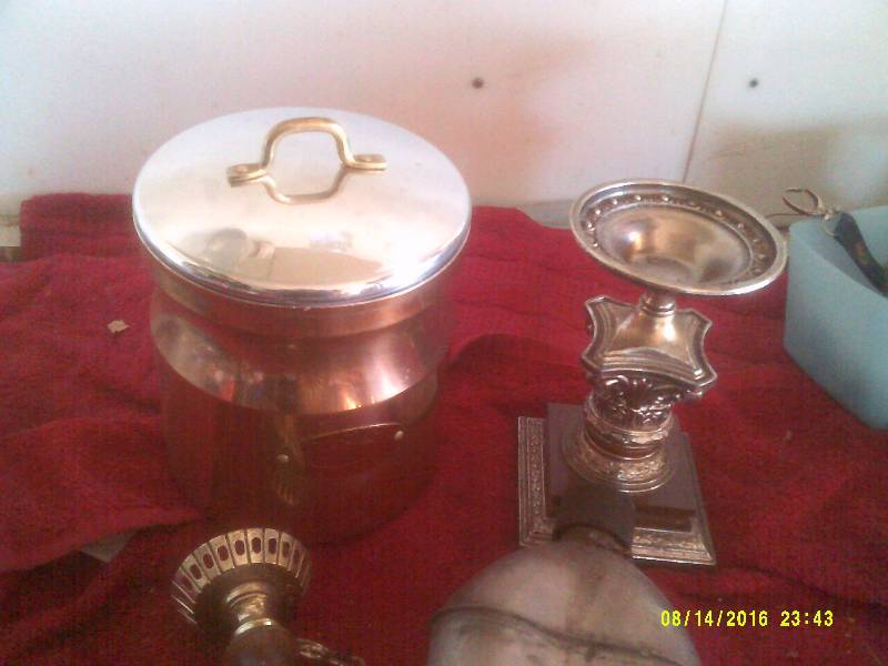 COLLECTIBLE METAL WARE