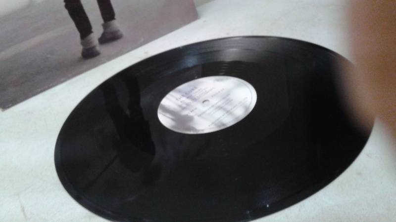 lot 9 image: 12 Vinyl LP Record, Sleeve Shows Wear, Record Is In Good Condition - The Cure - Boys Dont Cry