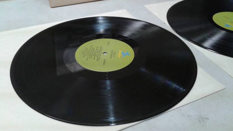 lot 16 image: 12 Double Vinyl LP Record, Sleeve Shows Wear, Record Is In Good Condition - Mile Davis Tune Up