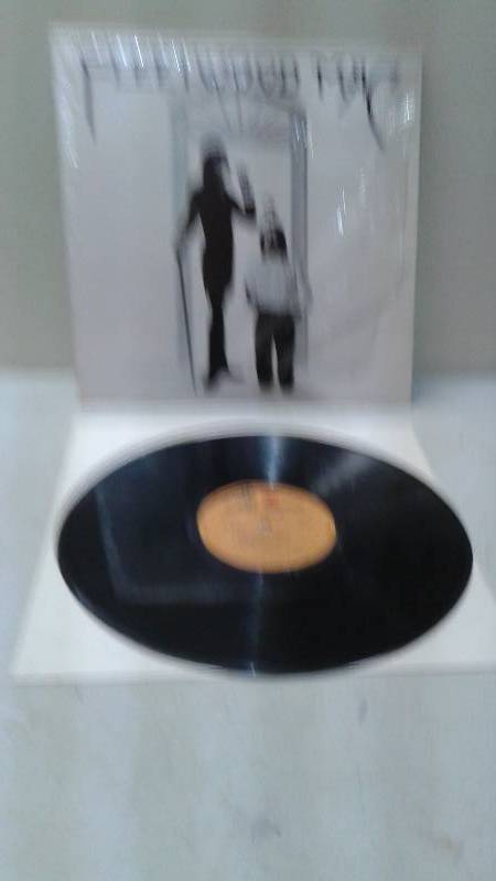 lot 18 image: 12 Vinyl LP Record, Sleeve Shows Wear, Record Is In Good Condition - Fleetwood Mac