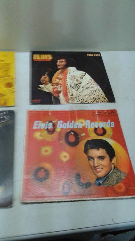 lot 25 image: Lot Of 12 Elvis Vinyl LP Records, Used, Sleeves Shows Wear, Records May Show Wear
