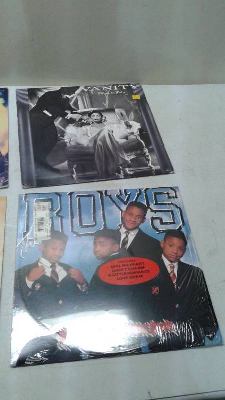 lot 26 image: Lot Of Hip-Hop 12 Vinyl LP Records, Sleeves May Show Wear, Records May Show Wear, Two New Edition