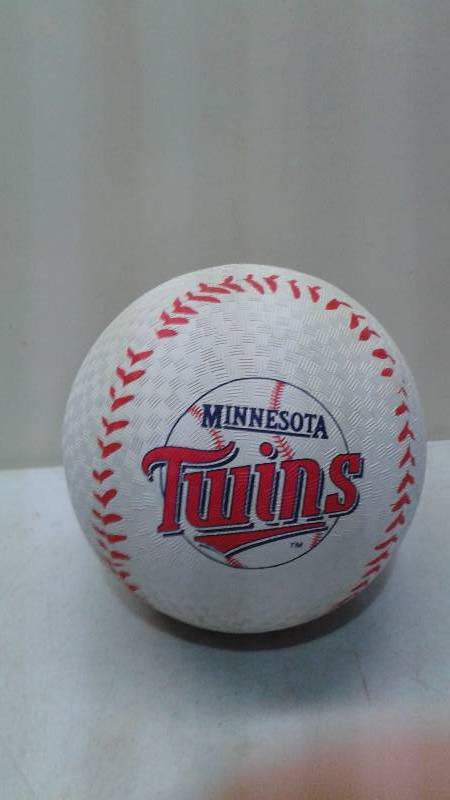 lot 39 image: Tony Olivia Signed Minnesota Twins Inflatable Ball