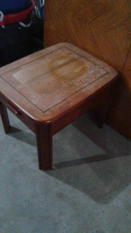 lot 75 image: Broyhill End Table, Used, Scuffed Top