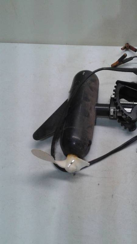 lot 76 image: Minn Kota 65 Trolling Motor, Used, Untested, Broken Propeller
