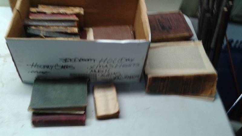 lot 84 image: Lot Of Books, Some Antiques With A Lot Of Wear, Some Fishing Books, Set