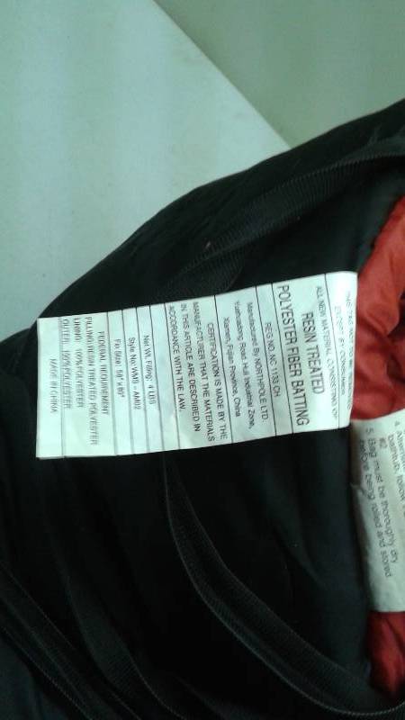lot 87 image: Large Sleeping Bag, used, Good Condition