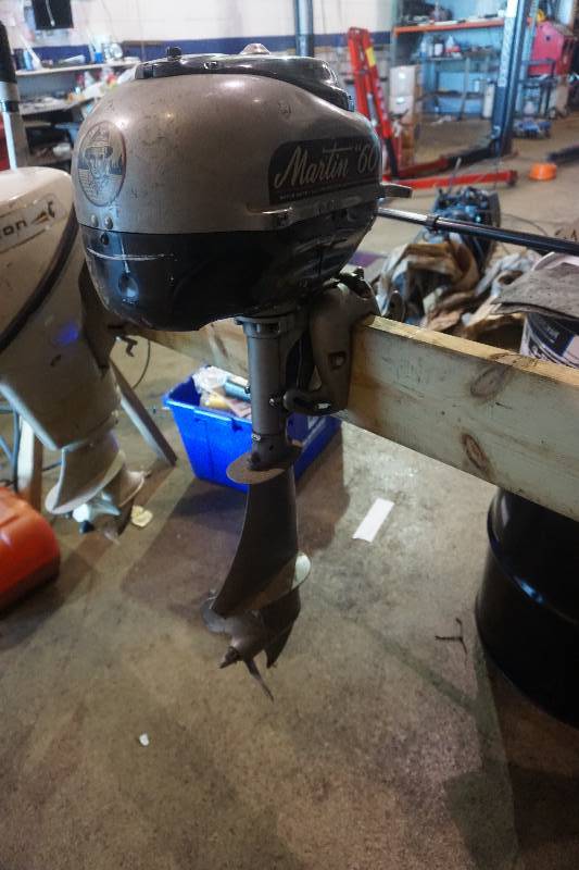 lot 4 image: Martin Model 60 7.2 hp Antique Outboard Motor
