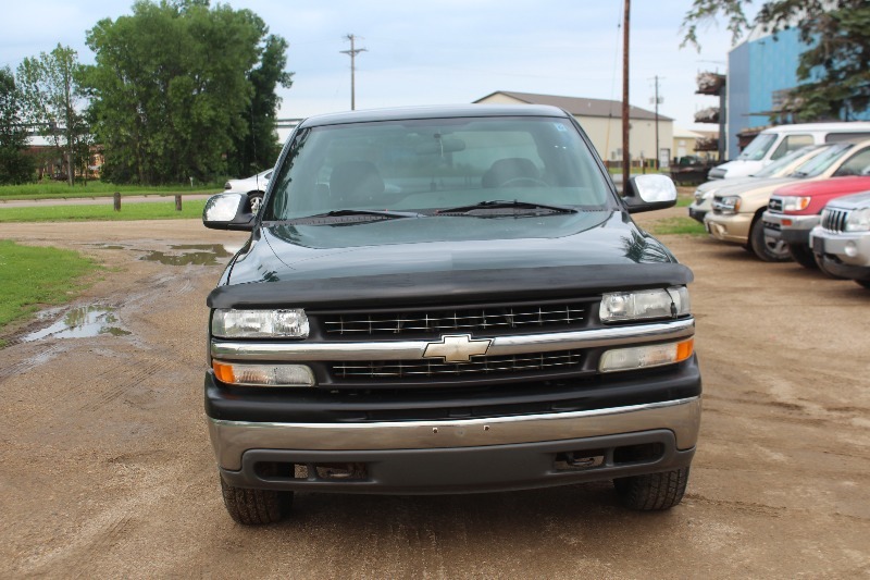 2001 Chevrolet Silverado 1500 LS Extended Cab 4x4 - 2 Owner - 122,743 Miles  -