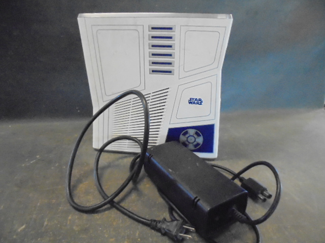 lot 10 image: Star Wars R2D2 Xbox 360
