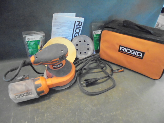 lot 15 image: Power Sander