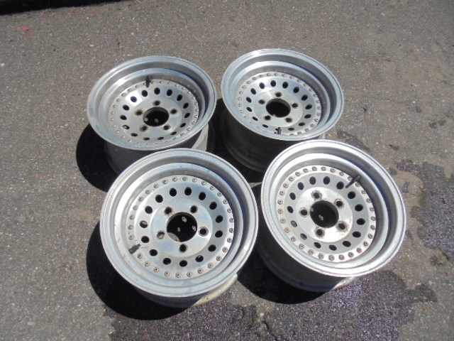 lot 24 image: Aluminum Rims