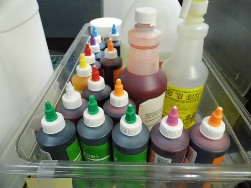 lot 54 image: Assorted Food Dye - Misc