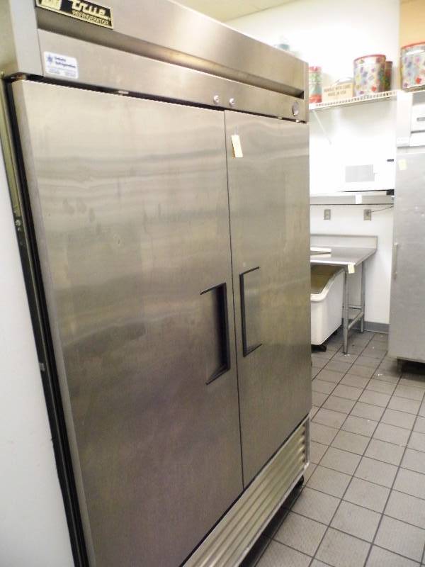 lot 85 image: True Refridgerator