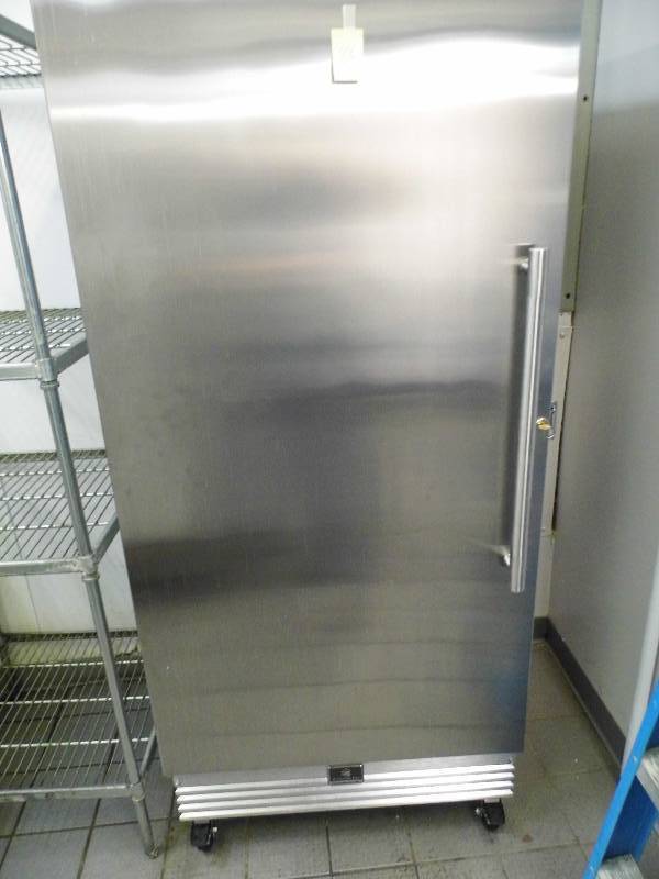 lot 88 image: Kelvinator Freezer