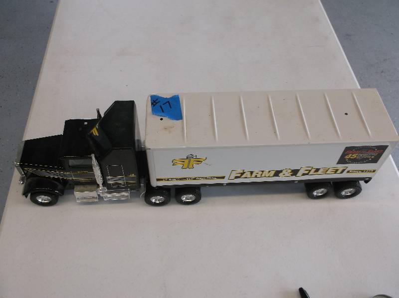 lot 17 image: Farm & Fleet toy semi
