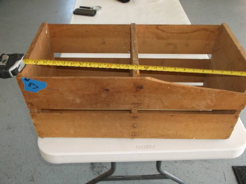 lot 87 image: Wooden crate