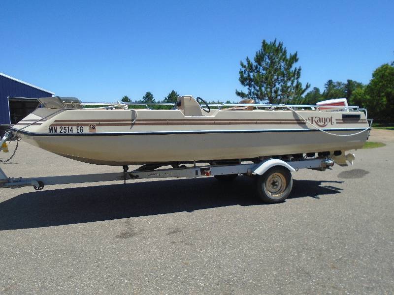 1980 Kayot Deck Boat | We Sell Your Stuff Inc. Auction 72 | K-BID