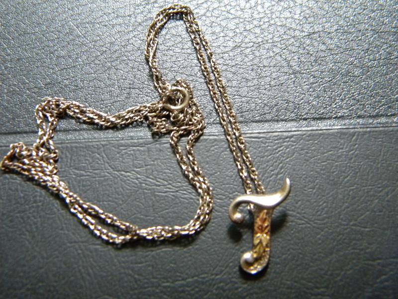 lot 8 image: Sterling Silver Necklace