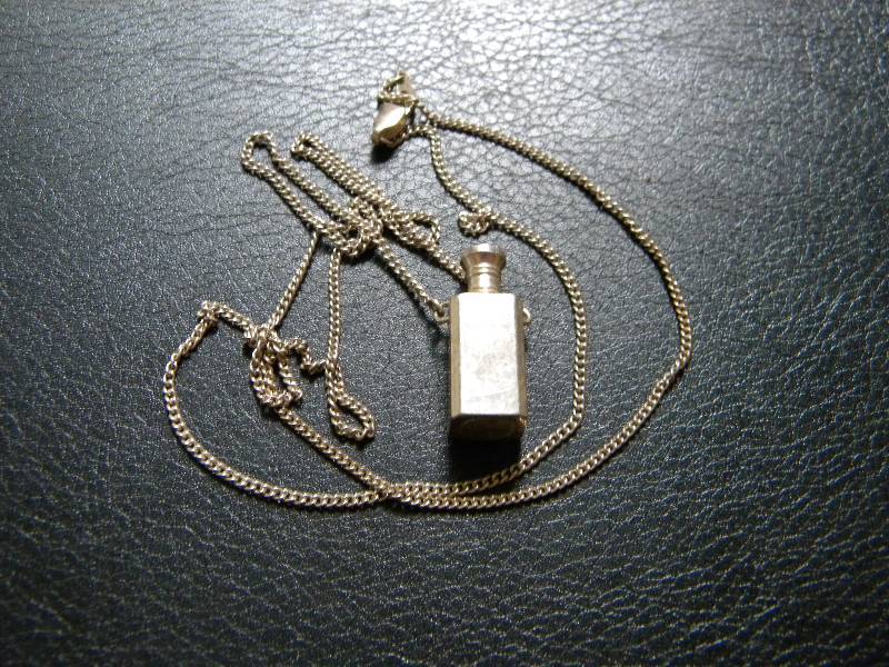 lot 12 image: Sterling Silver Necklace