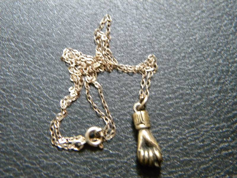 lot 13 image: Sterling Silver Necklace