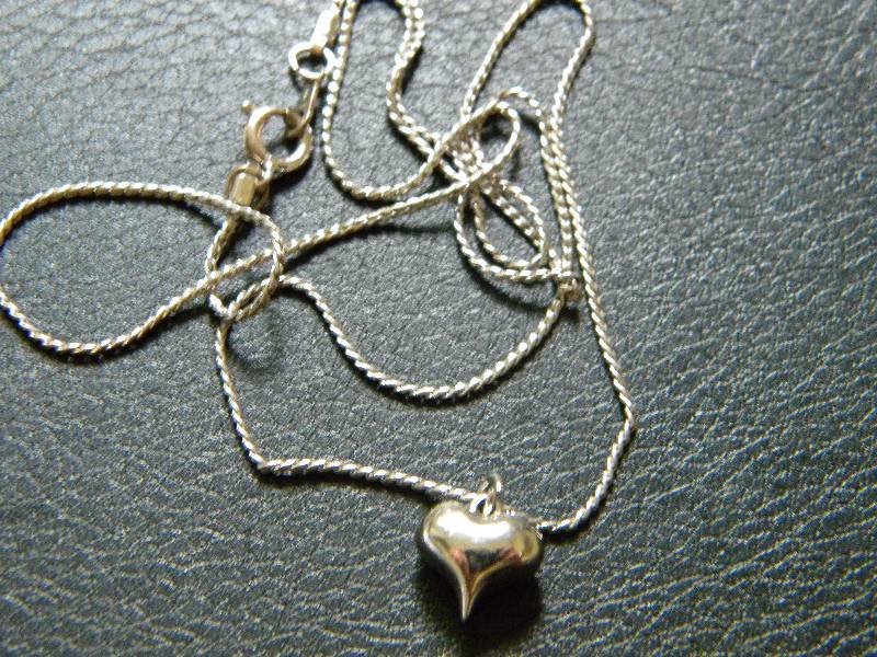 lot 17 image: Sterling Silver Necklace
