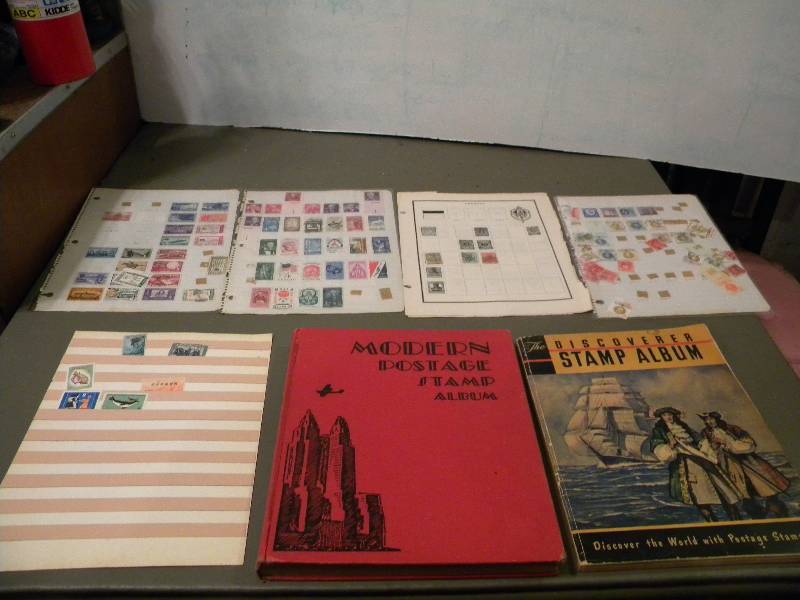 lot 42 image: Stamp Books & Stamps