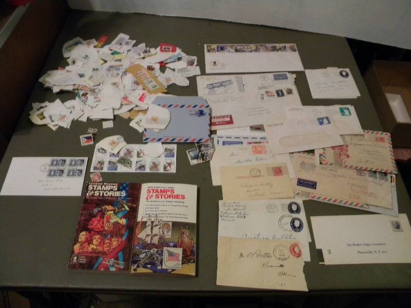 lot 43 image: Stamp Books & Stamps