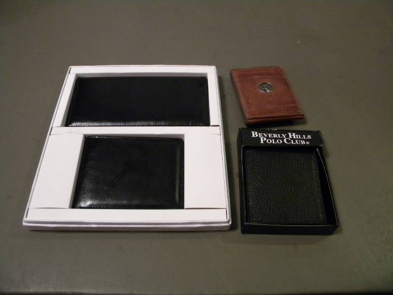 lot 44 image: Wallets