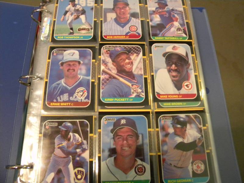 lot 61 image: Baseball Cards