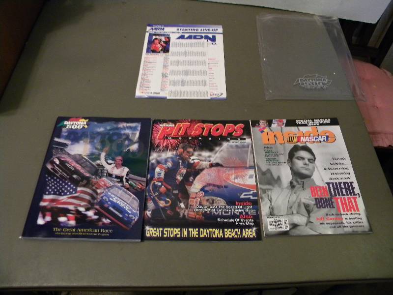 lot 87 image: NASCAR Collectibles