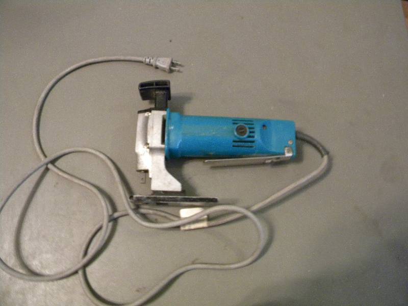 lot 98 image: Makita Jig Saw