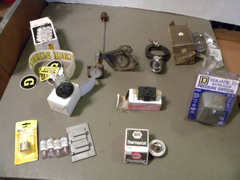lot 102 image: Gauges & Electrical Supplies
