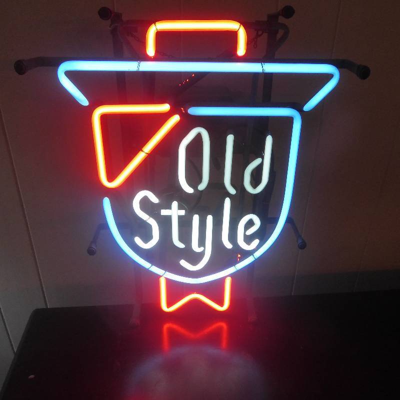 Old Style Open Neon Beer Sign – Custom-Neon-Sign