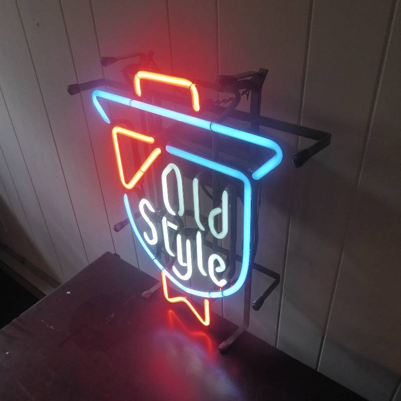 Old Style Open Neon Beer Sign – Custom-Neon-Sign