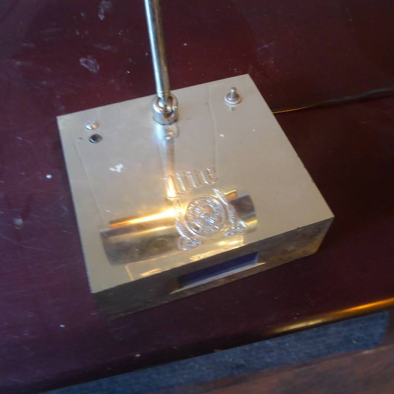 lot 14 image: Miller Lite Desk Lamp & Clock