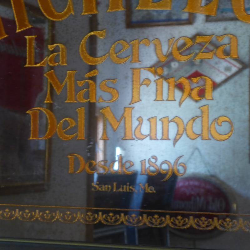 lot 45 image: Michelob Espanol Mirror Sign