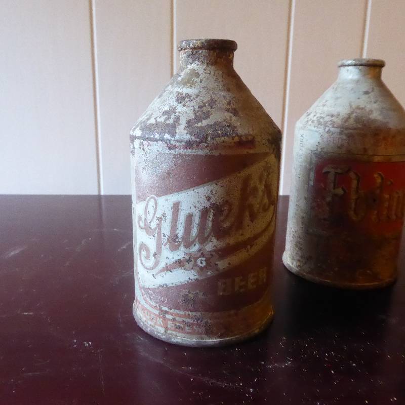 lot 70 image: Vintage Cone Top Beer Can Lot