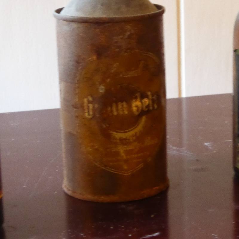 lot 71 image: Vintage Grain Belt & Schells Beer Lot