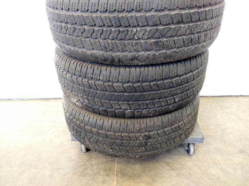 (3) Goodyear Wrangler P27565R18 Ti...