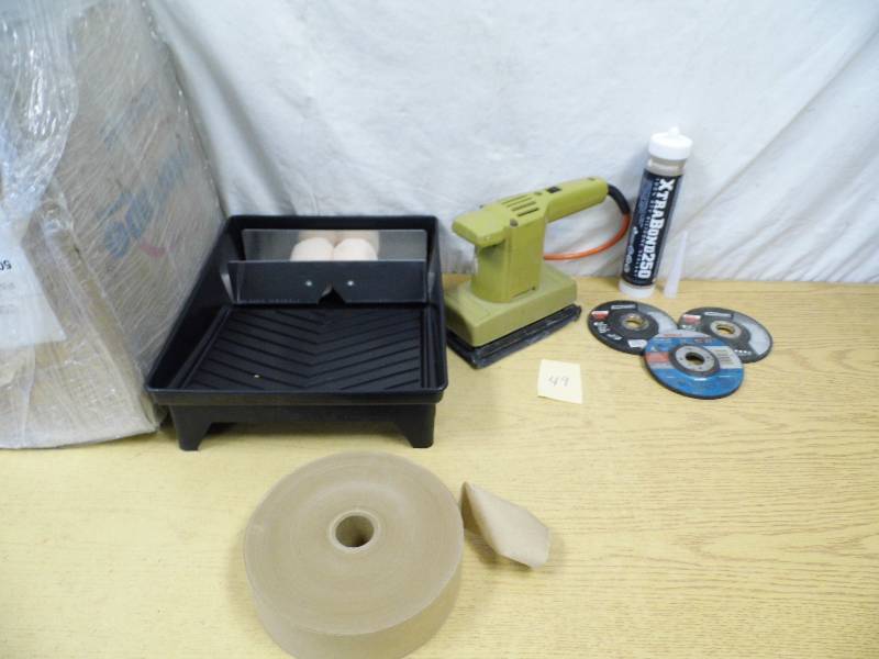 Sander - Caulk - Paint Tray - Grinding Discs