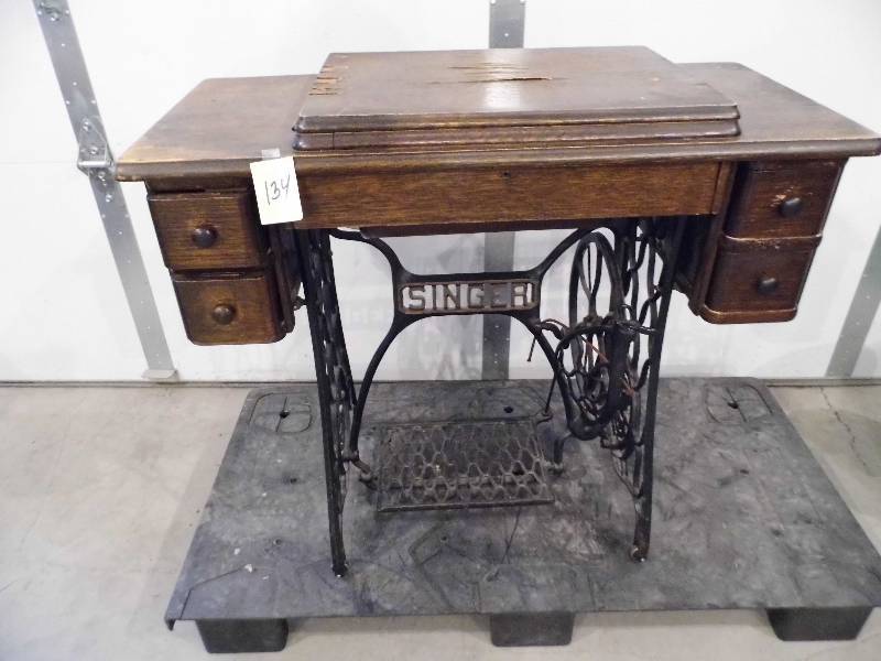 Singer Tredel Sewing Machine