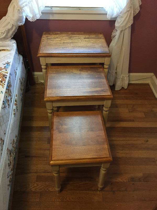 3 Piece Nesting Table
